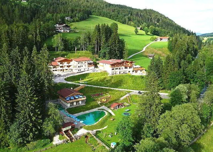 Berghof Hotel 4*