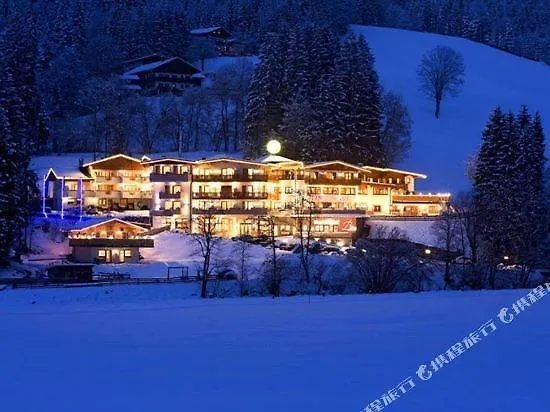 Berghof Hotel 4*