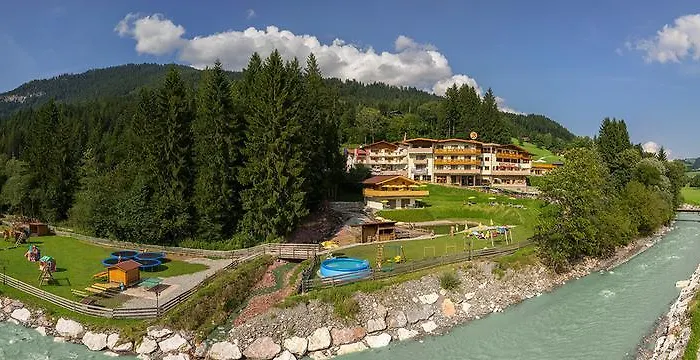 Otel Berghof Söll