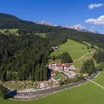 Berghof 4*